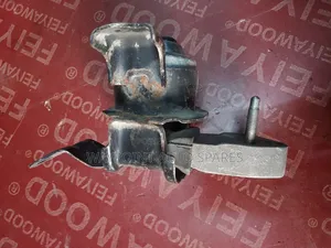 Engine Mount Nze/Fielder