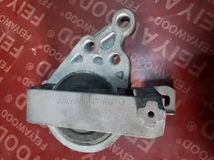 Engine Mount Mazda Axela