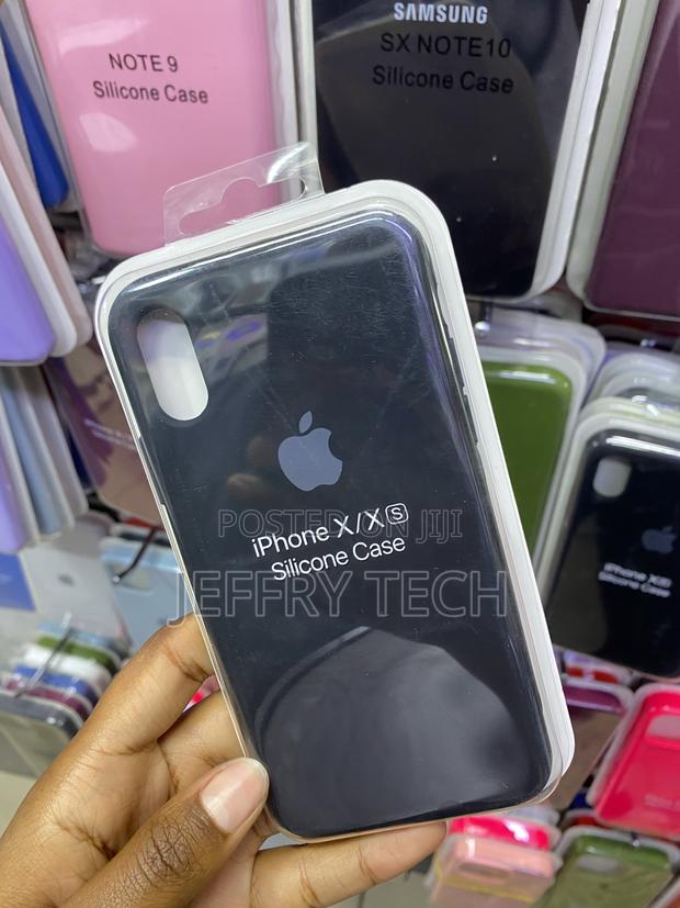 Yatwin Silicone Case for iPhone X/Xs Soft-Touch-Black - thumbnail 2