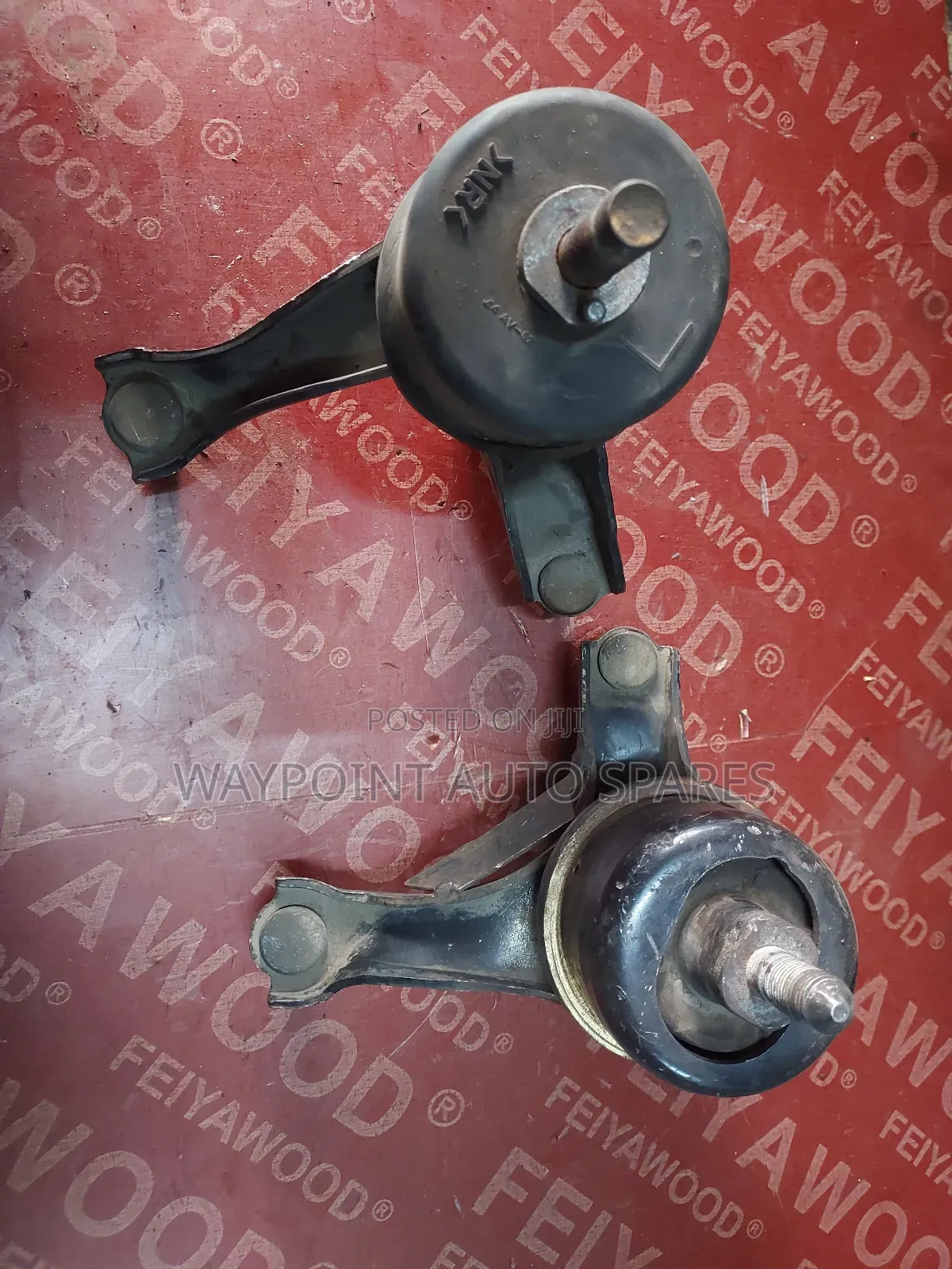 Engine Mount Harrier 240