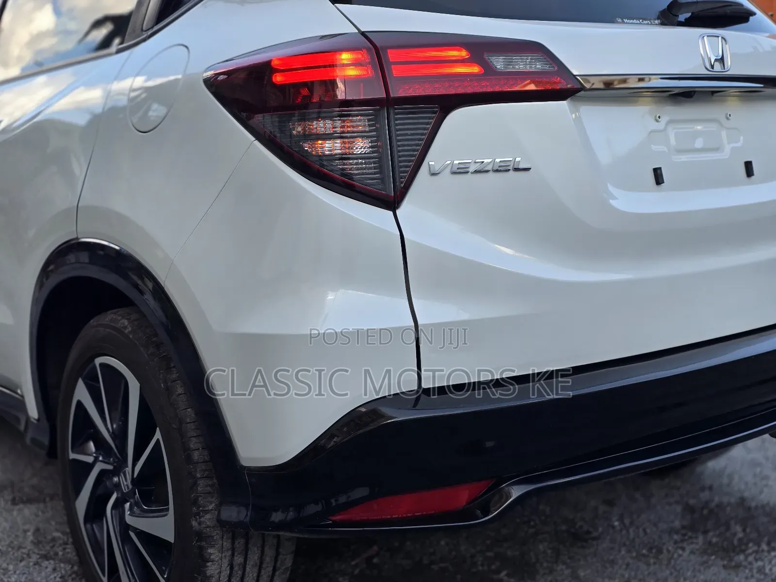 Honda Vezel 1.5 Hybrid 2WD 2019 White