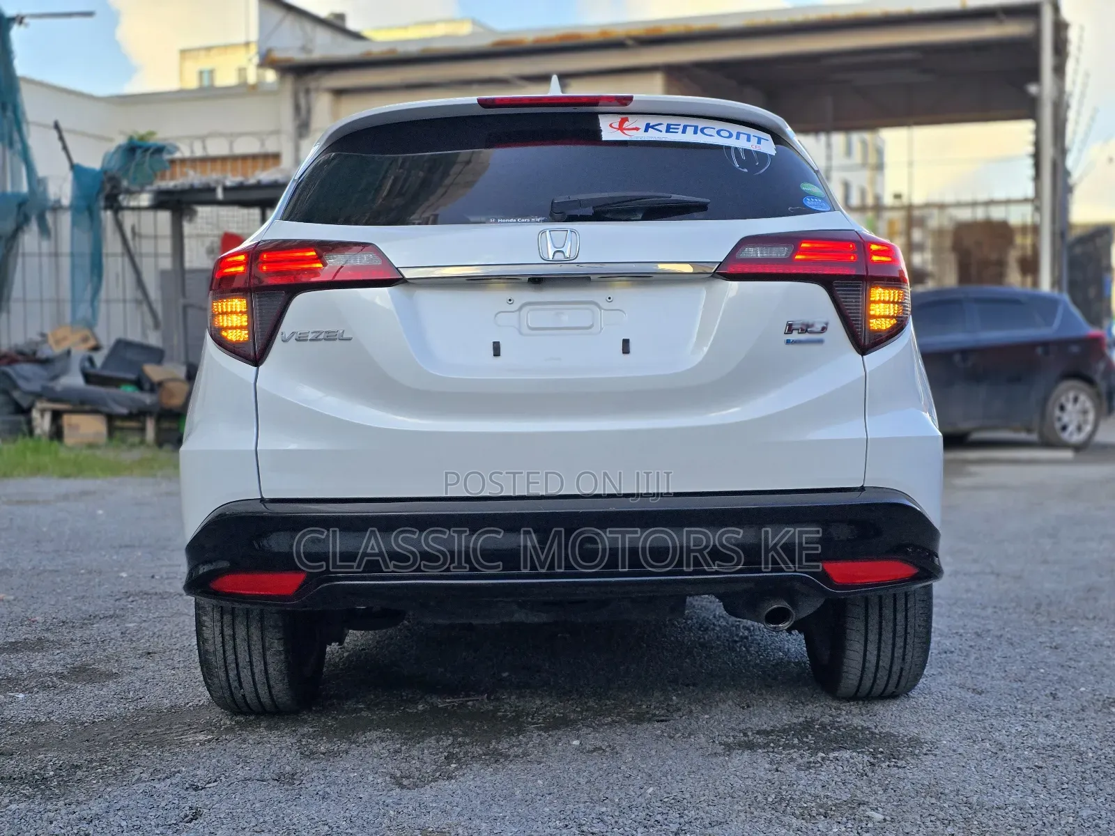 Honda Vezel 1.5 Hybrid 2WD 2019 White