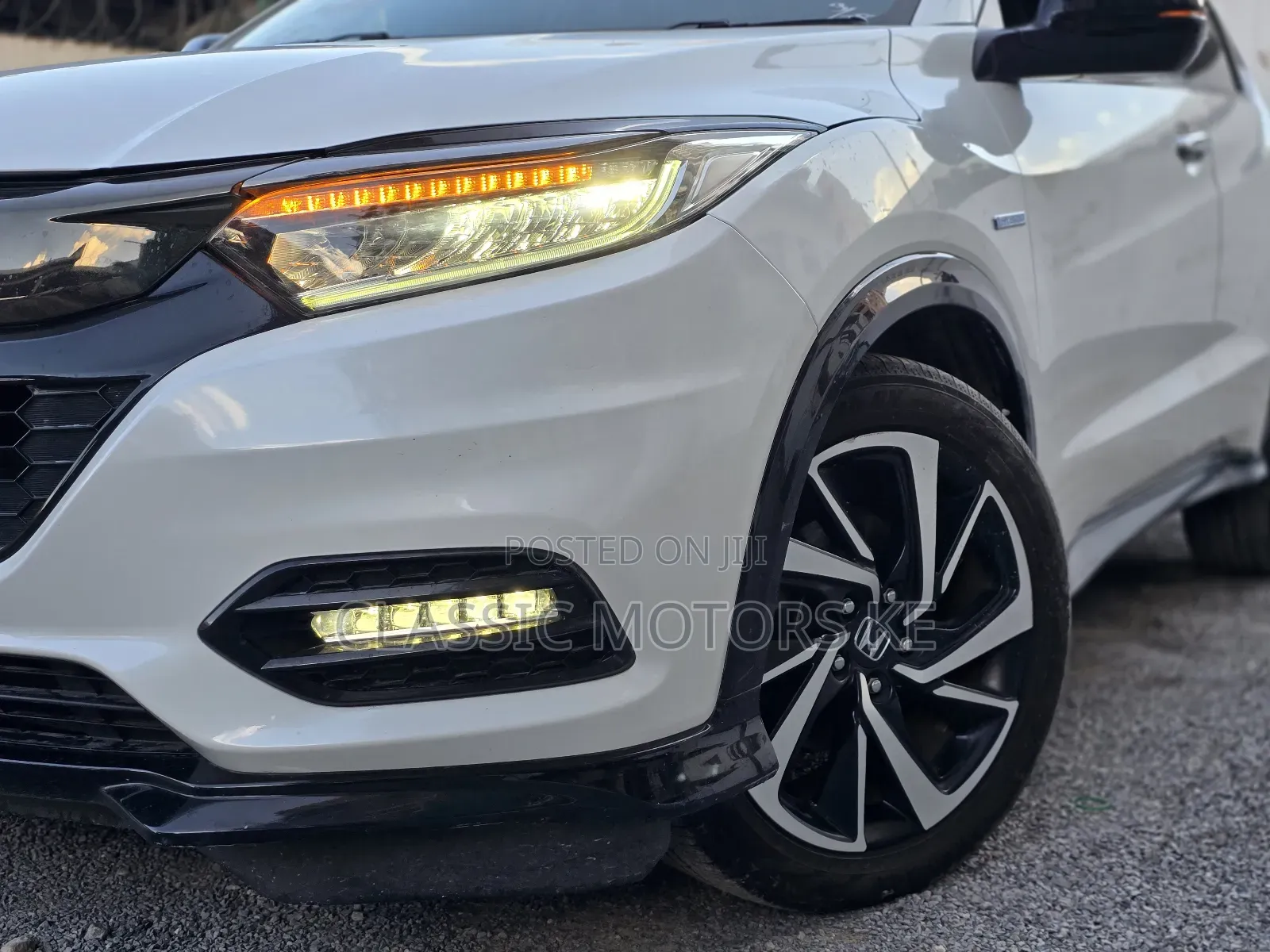 Honda Vezel 1.5 Hybrid 2WD 2019 White