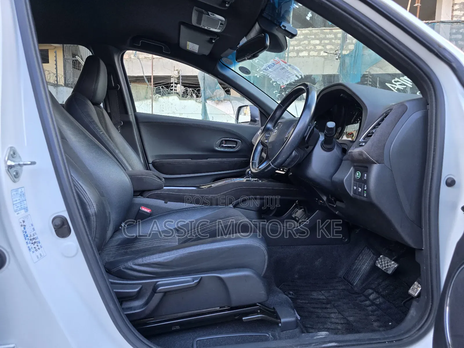 Honda Vezel 1.5 Hybrid 2WD 2019 White