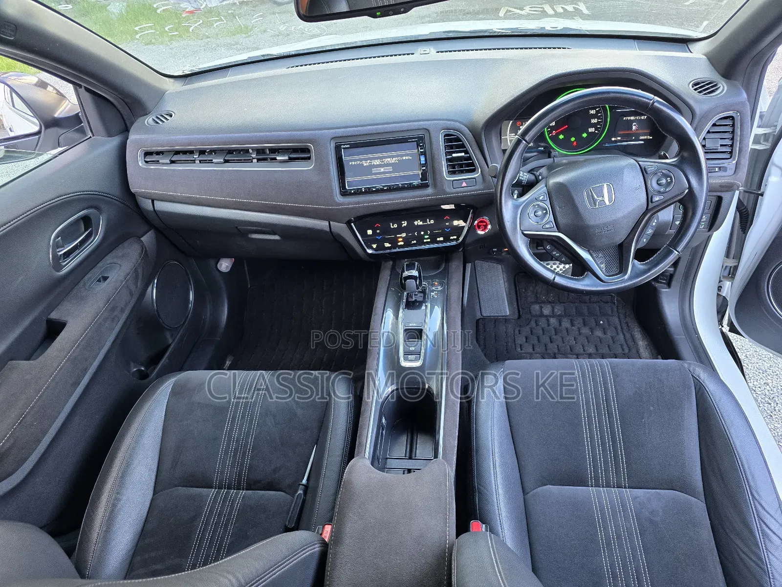 Honda Vezel 1.5 Hybrid 2WD 2019 White