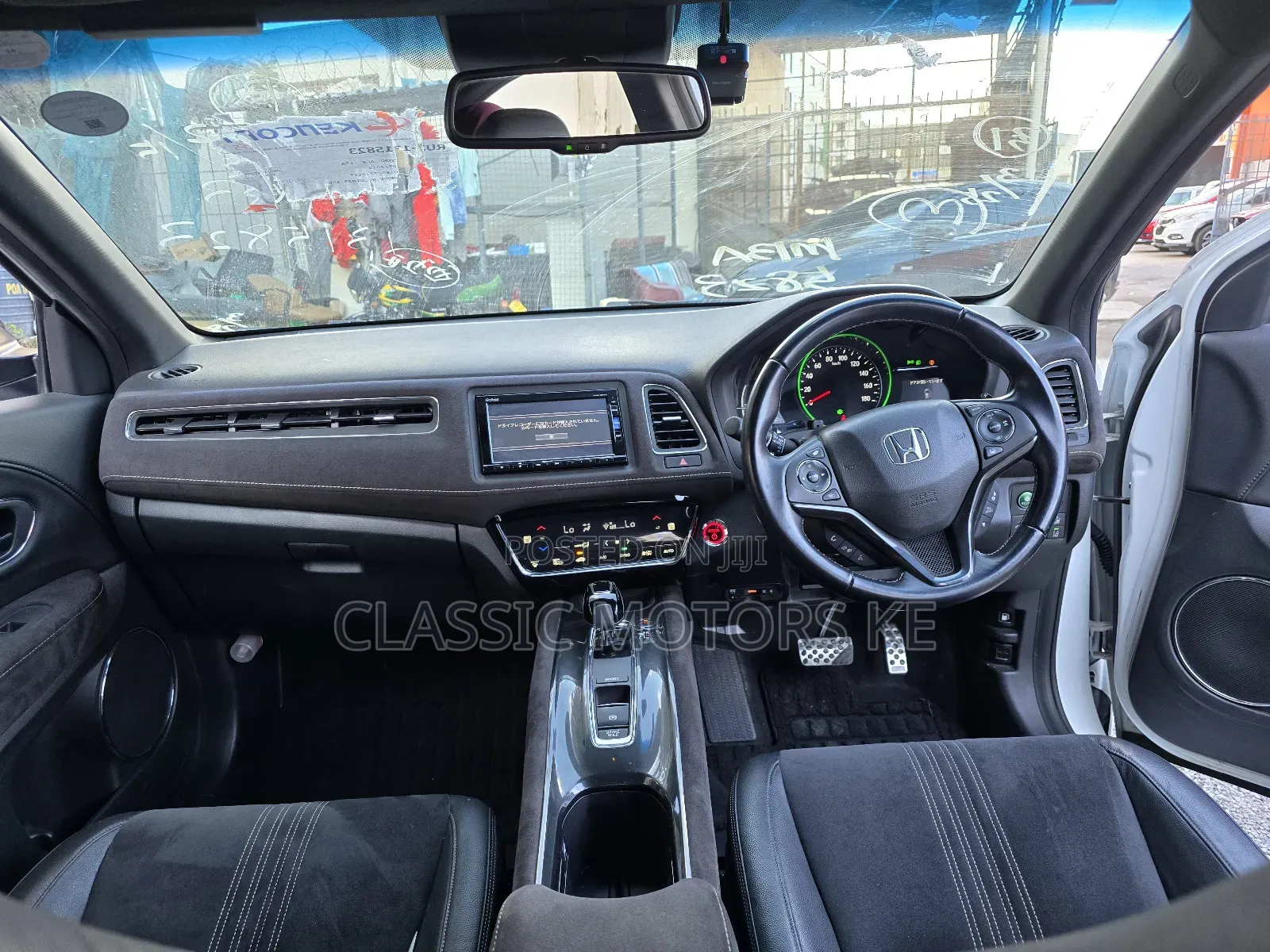 Honda Vezel 1.5 Hybrid 2WD 2019 White