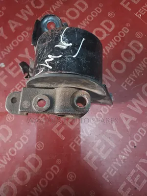 Engine Mount Xtrail Old Nt30 2wd