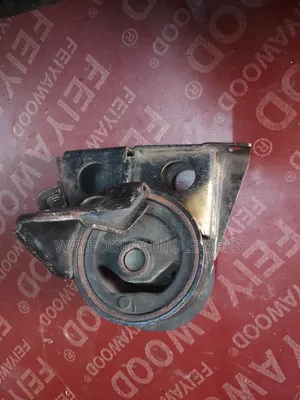 Engine Mount Xtrail Old Nt30 2wd