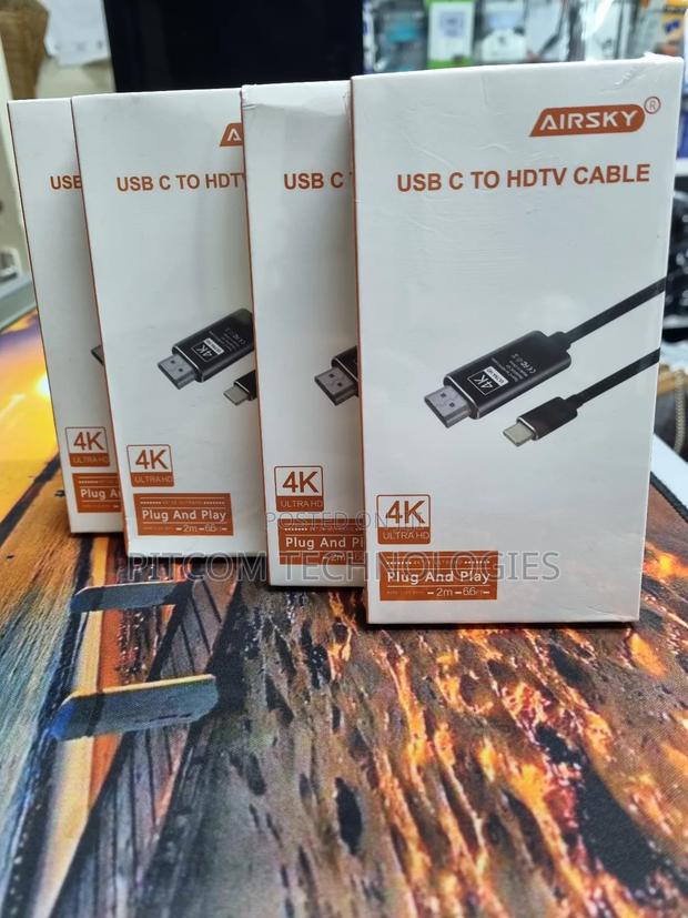 Usb C to HDTV Cable - main view