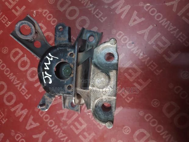 Engine Mount Vanguard