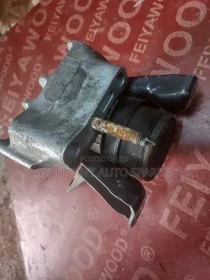 Engine Mount Toyota Voxy/Noah 1az