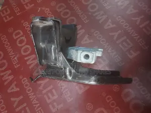 Top Gear Mount Toyota Vitz 1kr