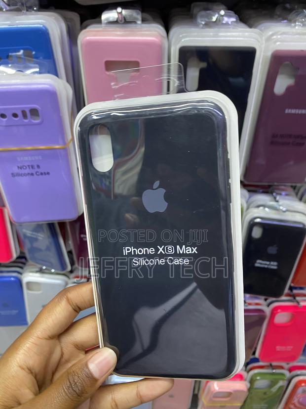 Soatuto Apple Silicone Case (For iPhone Xs Max)-Black - thumbnail 2