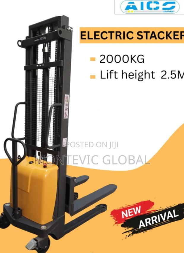 Electric Stacker 2000kgs
