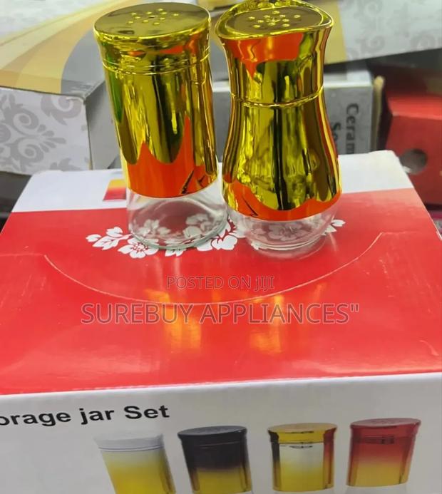 Quality Classic Silver Salt Shaker - main view