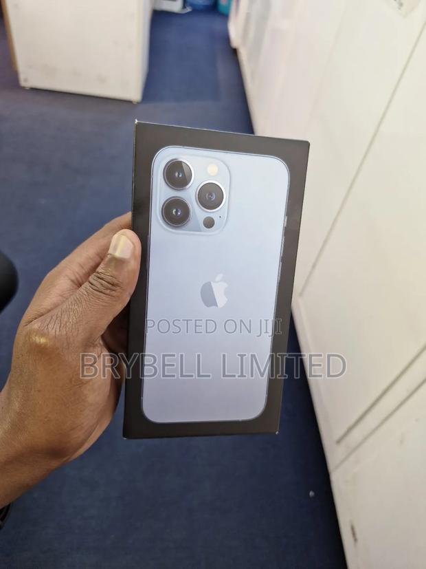 New Apple iPhone 13 Pro Max 256 GB Blue - thumbnail 5