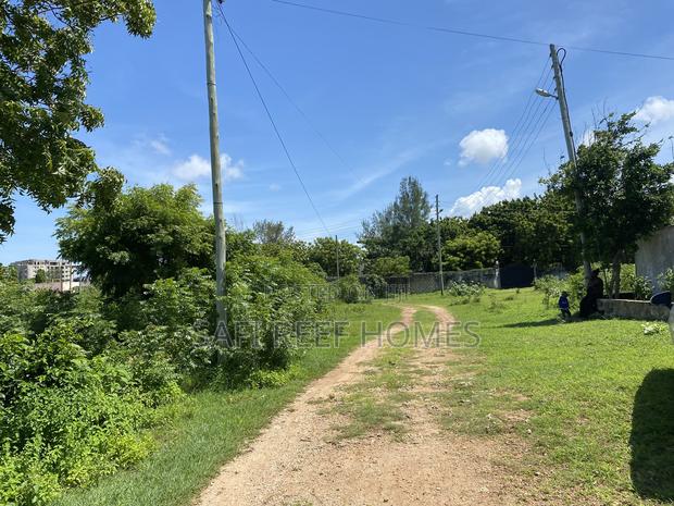Prime 2.3 Acres for Sale in Shanzu - thumbnail 4