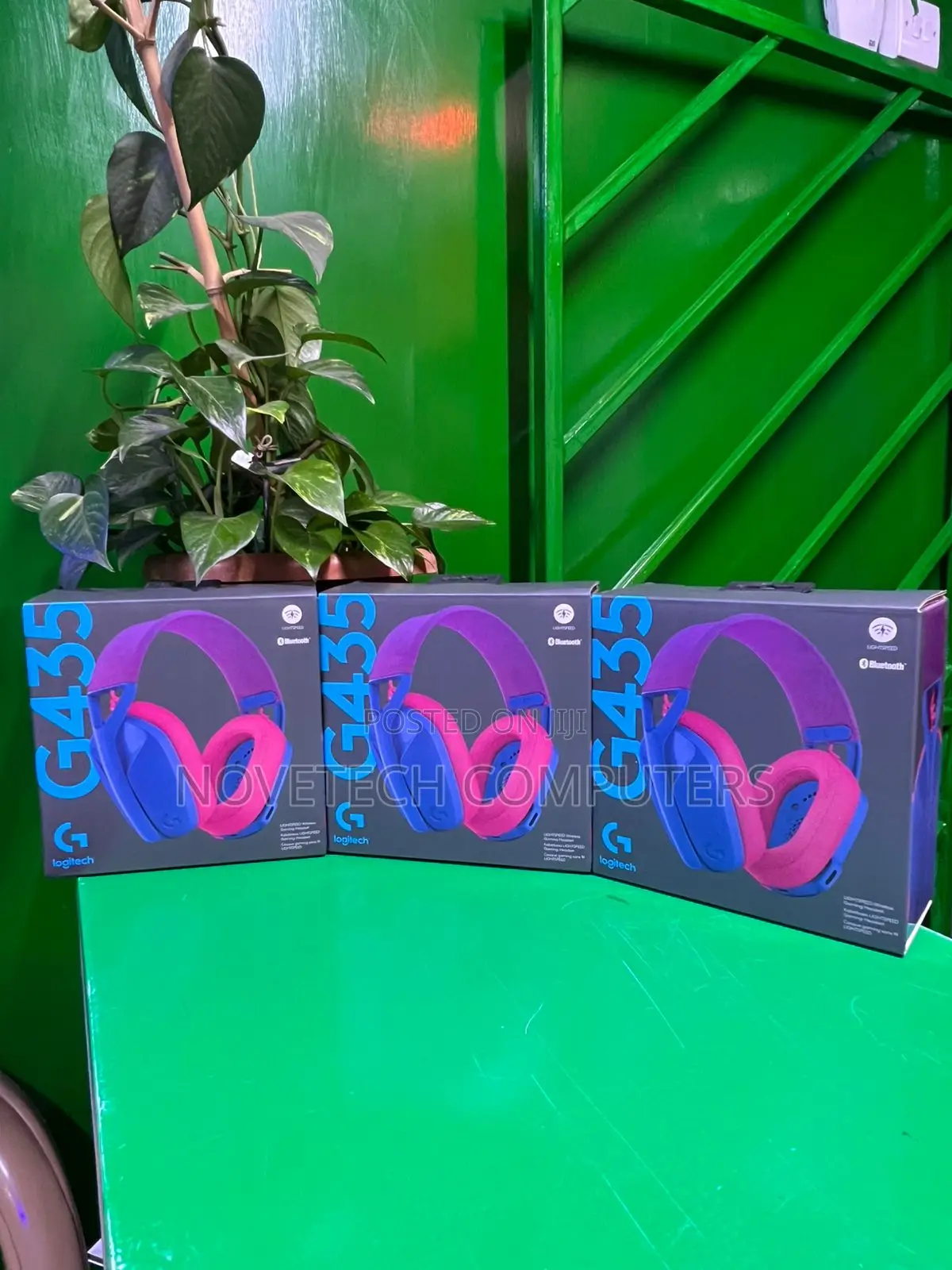 Logitech G435 Ultra-Light Wireless Bluetooth Gaming Headset