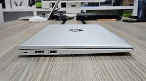 Laptop HP ProBook 445 G9 8GB AMD Ryzen 5 SSD 512GB