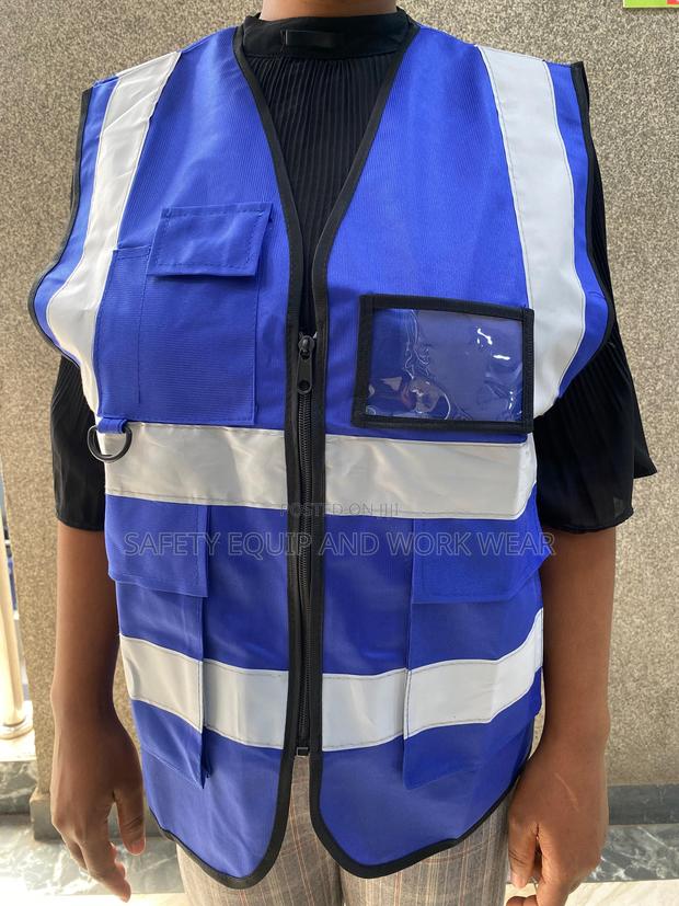 Executive Reflector Vests – Customizable With Logos - main view
