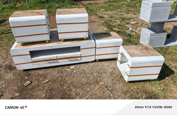 Goldledge Coffee Table White Gold With 4 Stools - main view