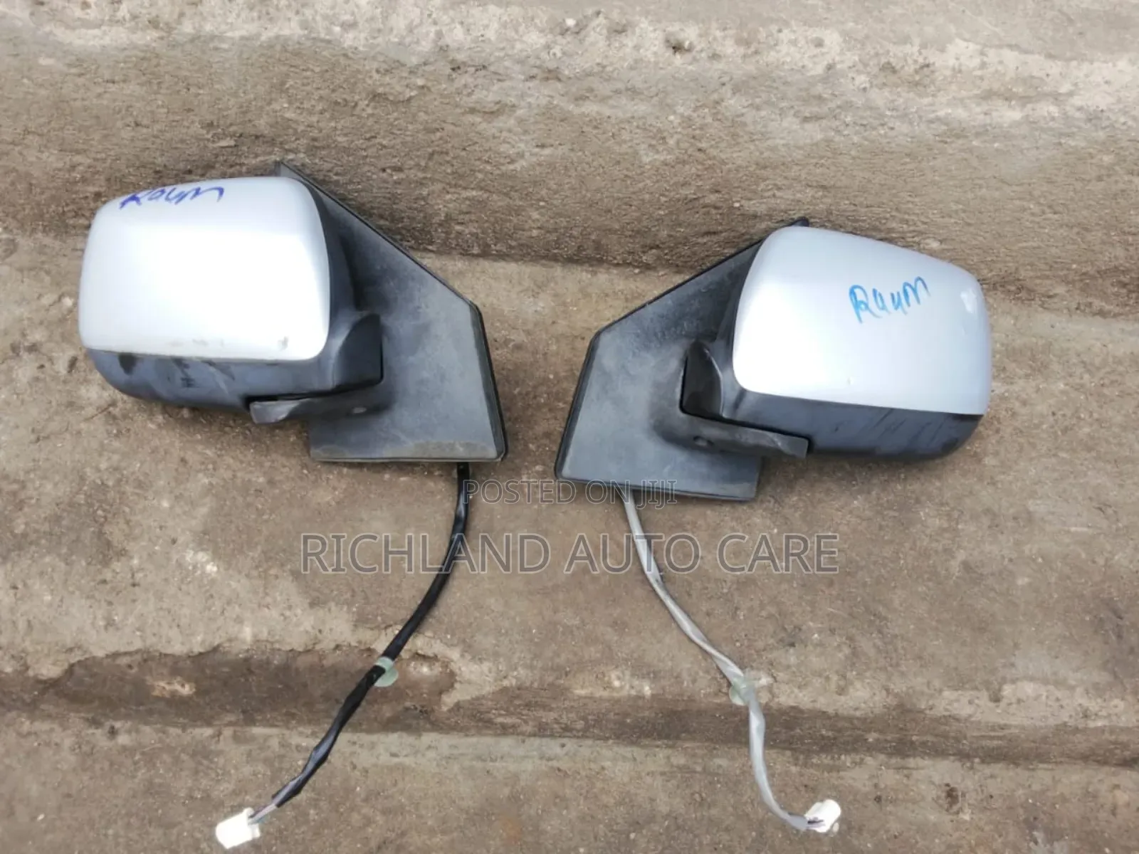 Raum Side Mirror