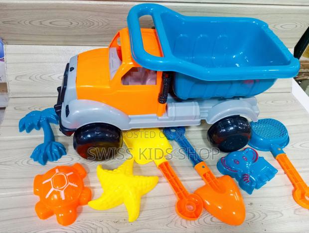 Beach Truck/ Sand Truck - thumbnail 3