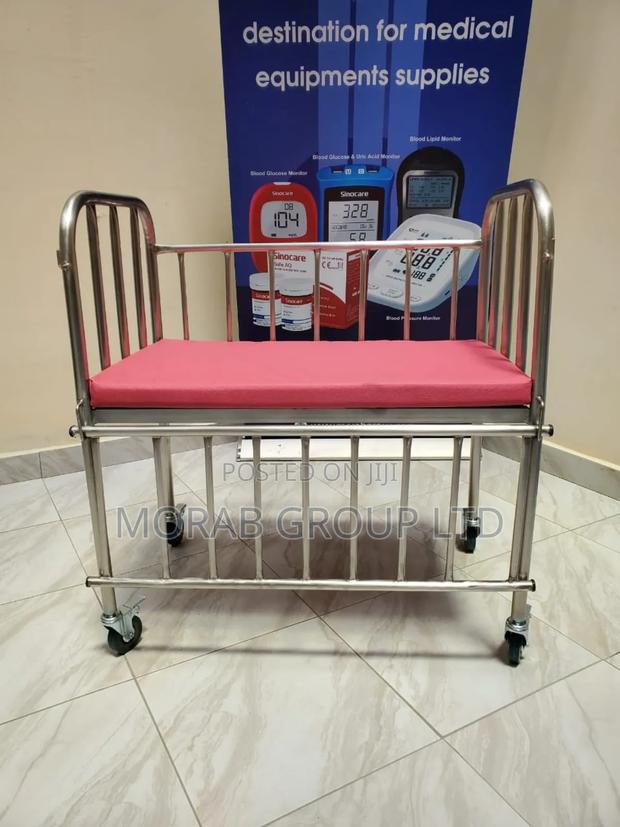 Baby Cot-Stainless Steel - thumbnail 3