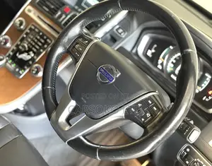 Volvo XC60 T6 R-Design AWD 2017 White