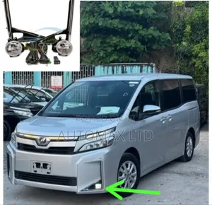 Toyota Voxy, Hybrid X, Fog Lights Set