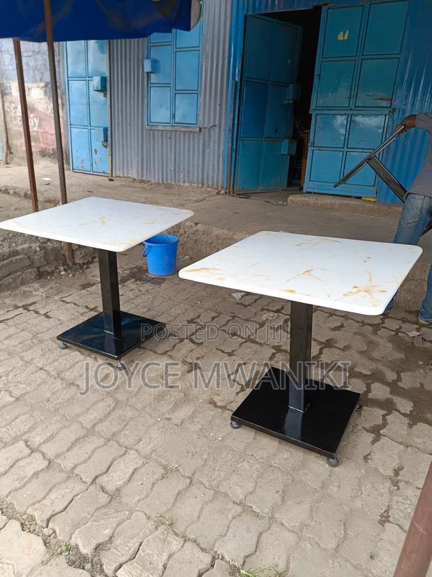 Square Restaurant Marble Table, White/ Gold Top