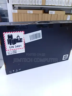 New Laptop HP Envy X360 8GB Intel Core I5 SSD 512GB