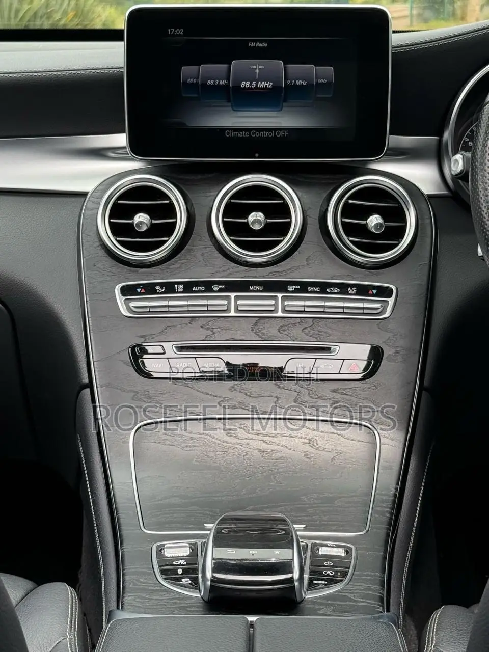 Mercedes-Benz GLC-Class 2018 White