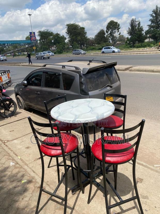 Restaurant And Bar High Table And Sinatabu High Chairs