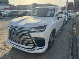 Lexus LX 2023 White