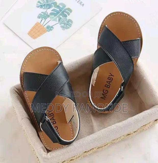 Cute Boys Brown Open Shoes - thumbnail 2