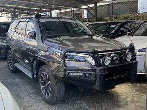 Toyota Fortuner 2018 Gray