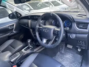 Toyota Fortuner 2018 Gray