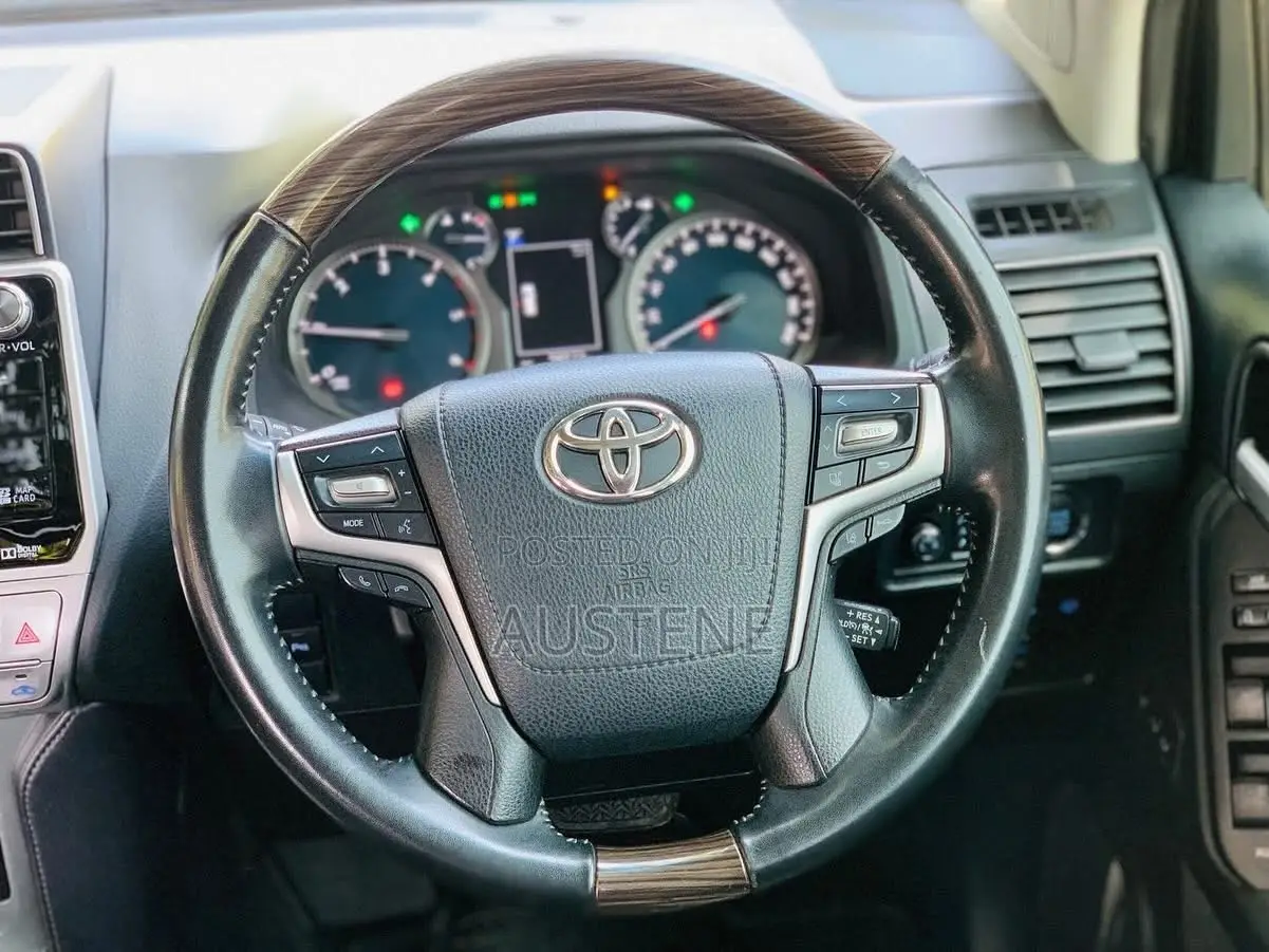 Toyota Land Cruiser Prado 3.0 190hp 2018 Brown