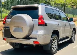 Toyota Land Cruiser Prado 3.0 190hp 2018 Brown