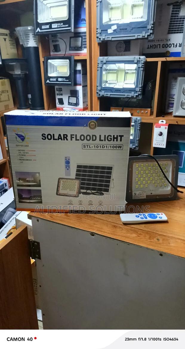 Supersun 100w Solar Floodlight - main view