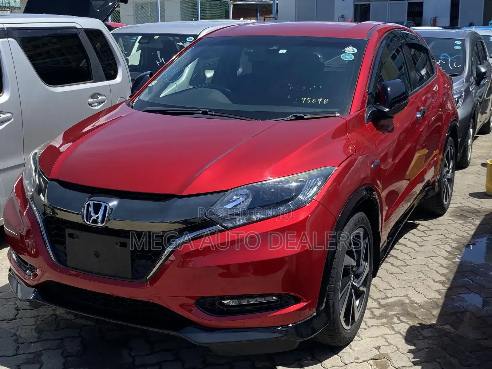 Honda Vezel 2018 Red