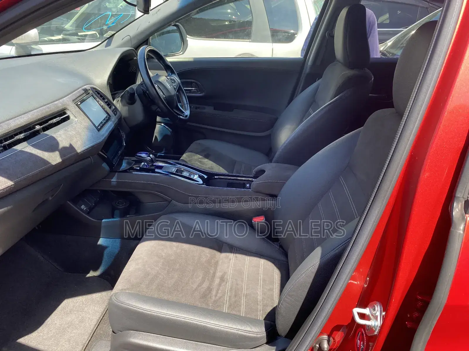 Honda Vezel 2018 Red