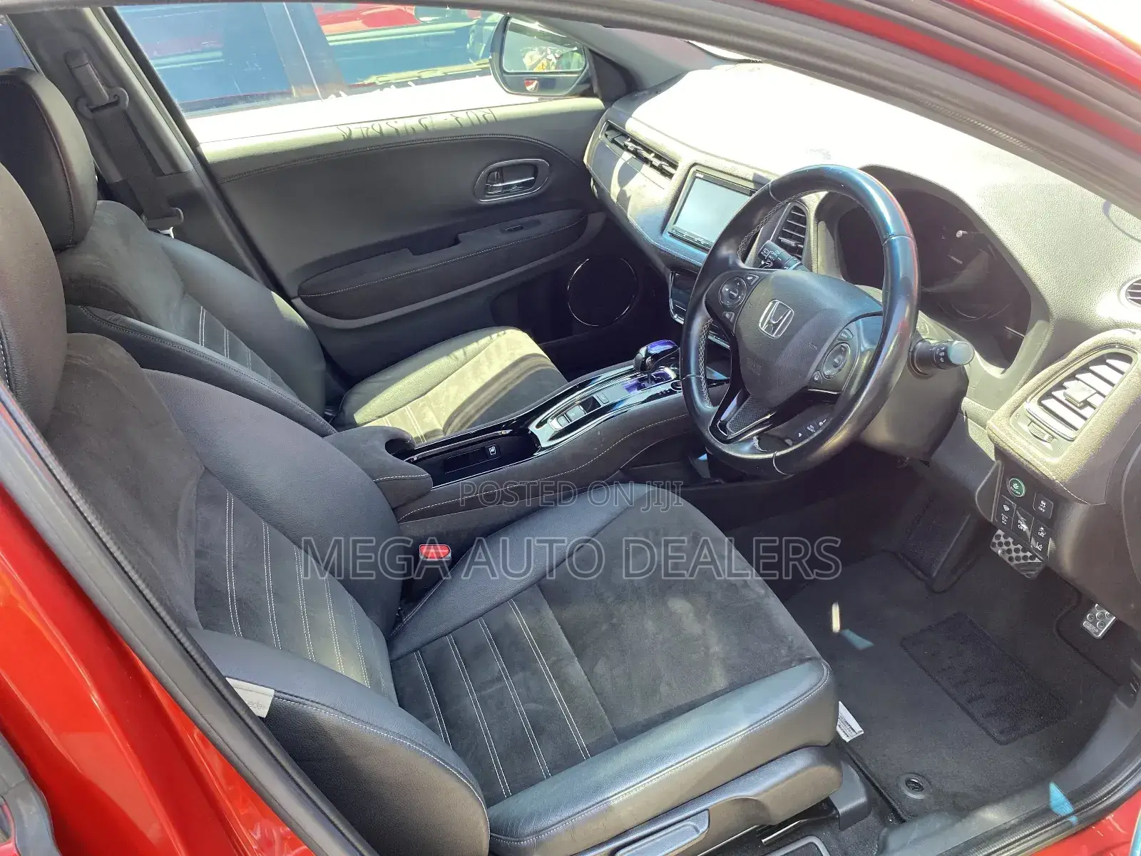 Honda Vezel 2018 Red
