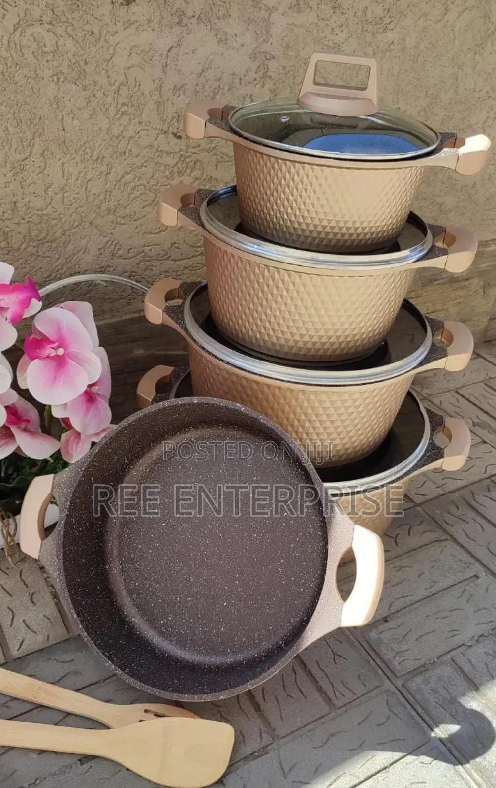 Unique 12pcs Cookware Set New Model