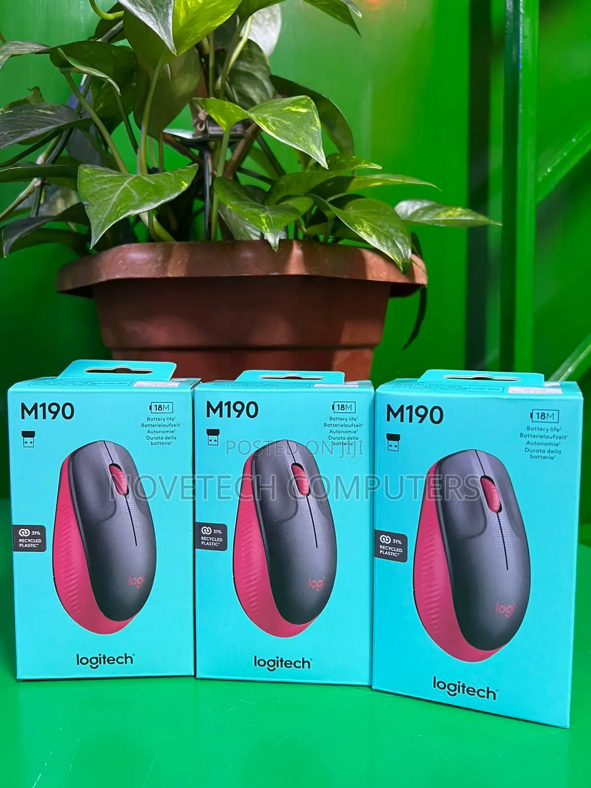Logitech M190 Full-Size Wireless Mouse