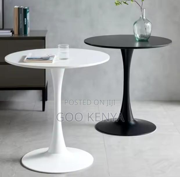 Office Table Tulip Design Round Dining Office Table - main view