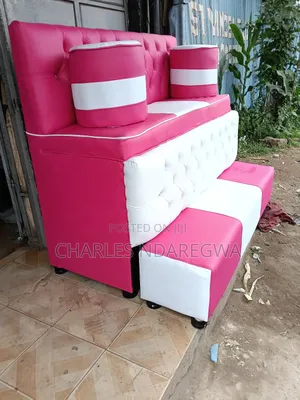 Manicure Pink in Color