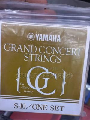 Yamaha Grand Concert Nylon Strings - thumbnail 2