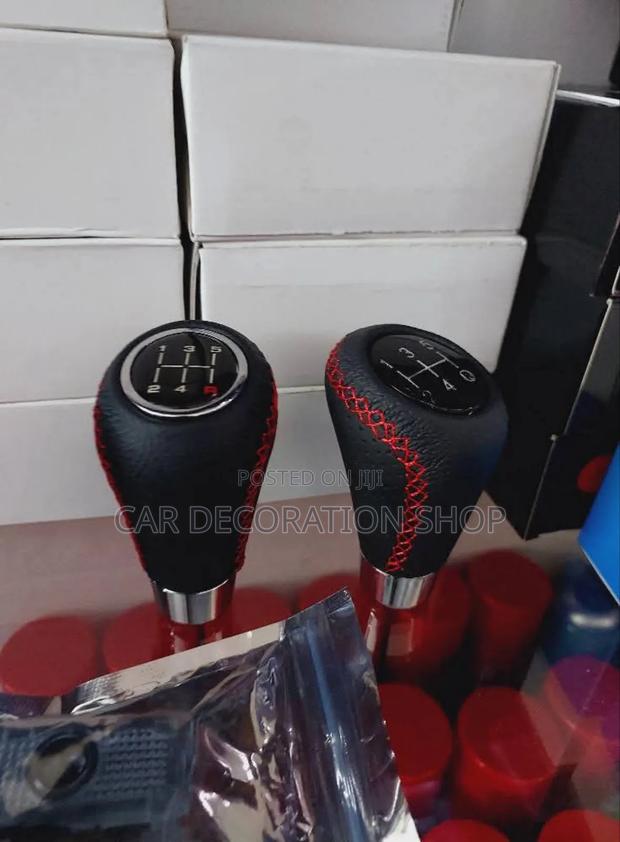 Leather 5 Speed Black Universal Fit Gear Top Cover - main view